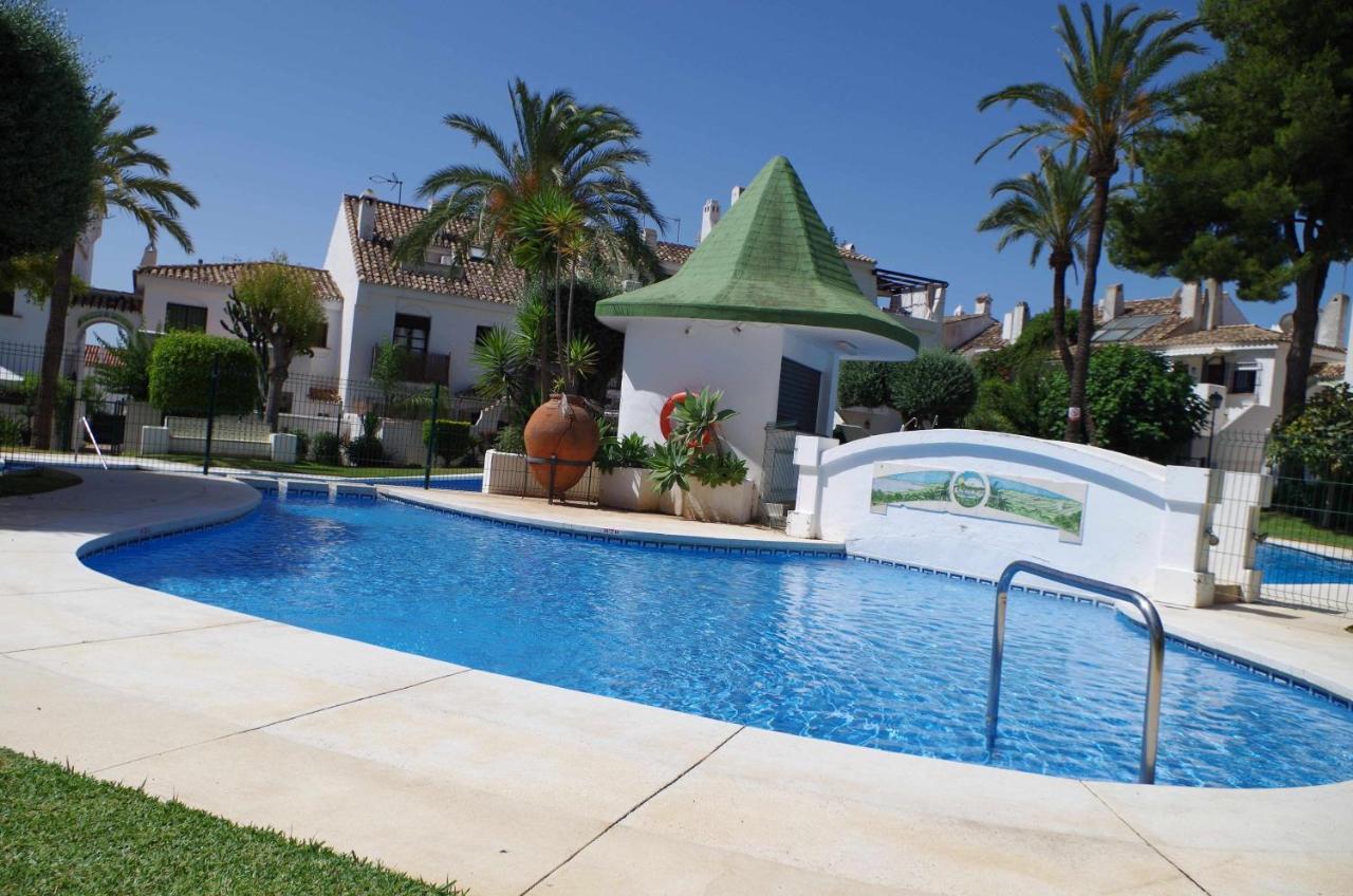 Apartamento Las Cancelas I Marbella Esterno foto